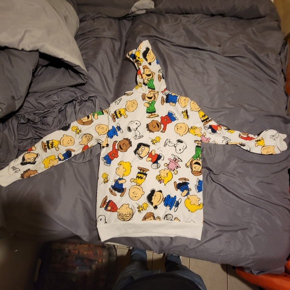 Sweater - Picture 3 of 4